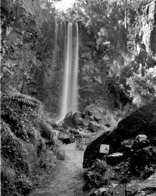 queen mary falls.jpg